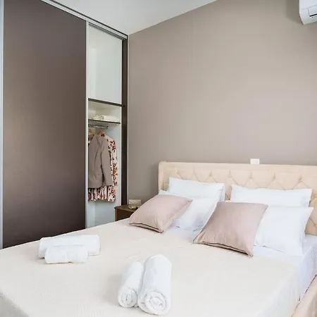 Chania Golden Bliss Apartment *